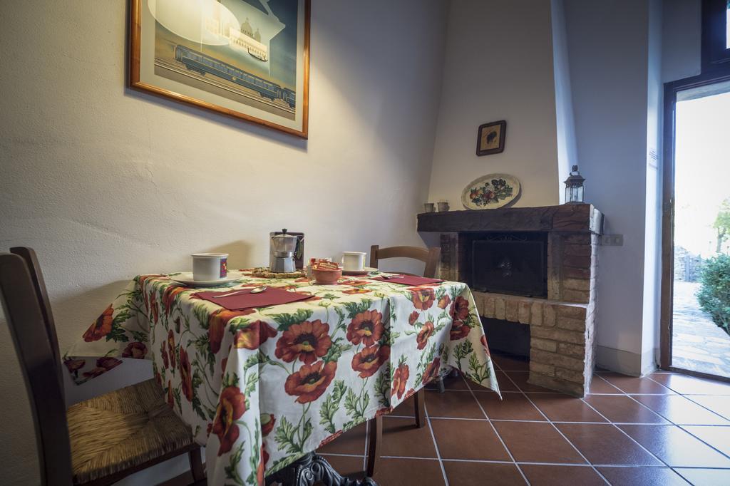 Gasthaus Collelungo Castellina in Chianti Exterior foto