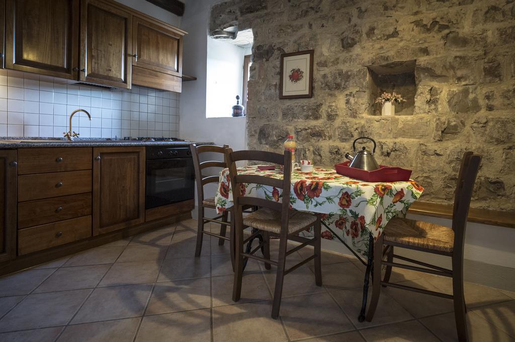 Gasthaus Collelungo Castellina in Chianti Exterior foto